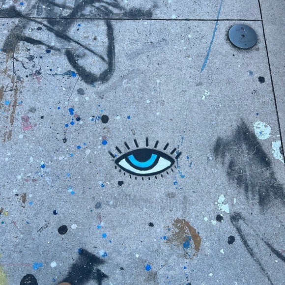 Meet your Posher, Emily - Picture 1 of 1